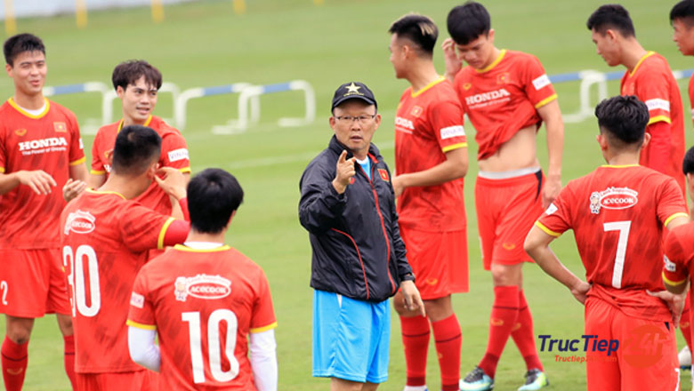 Nóng: ĐT Việt Nam công bố danh sách 29 cầu thủ đá vòng loại World Cup - Ảnh 2