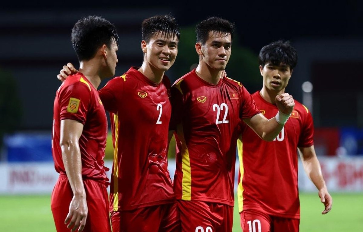 ĐT Việt Nam gặp bất lợi lớn trước màn thư hùng với Thái Lan tại bán kết AFF Cup - Ảnh 1