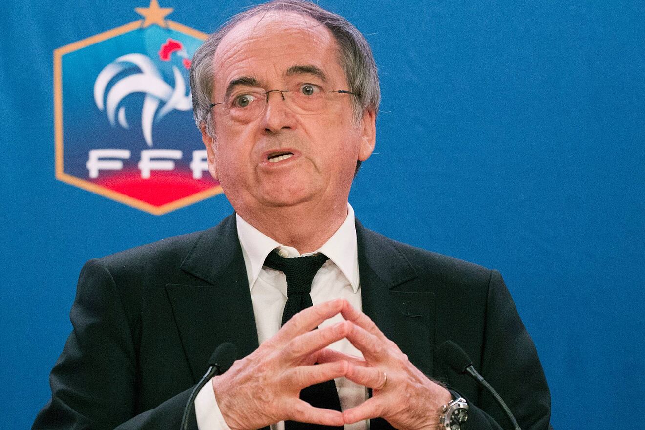 Chủ tịch LĐBĐ Pháp 'bay màu' sau bê bối coi thường Zidane - Ảnh 1