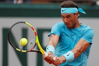 Rafael Nadal giành quyền vào bán kết Roland Garros 2018