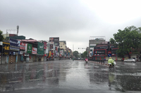 Miền Bắc trở lạnh, miền Nam triều cường dâng cao