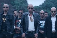 Đời Là Thế Thôi Phú Lê: Bài hát 'dị' chiếm ngôi số 1 Youtube trước Tết Kỷ Hợi