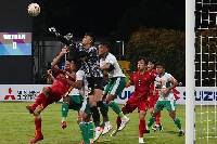 CĐV ᴄʜỉ ᴛʀíᴄʜ 1 ngôi sao tuyển Việt Nam đá như chấp người trước Indonesia