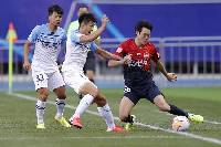 Soi kèo hiệp 1 Qingdao vs Dalian Pro, 18h30 ngày 21/12