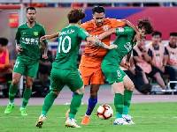 Soi kèo phạt góc Luoyang Longmen vs Dalian Yifang, 18h30 ngày 25/12