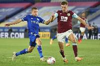 Soi kèo phạt góc QPR vs Burnley, 20h00 ngày 11/12