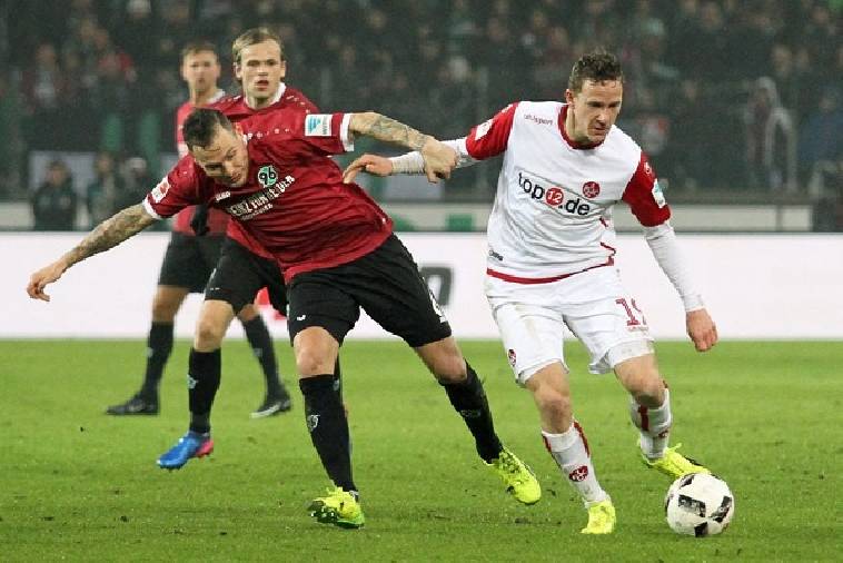 Nhận định, soi kèo Kaiserslautern vs Hannover, 1h30 ngày 16/7