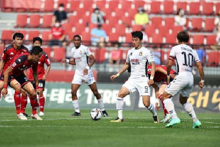 Nhận định, soi kèo Bucheon vs Gyeongnam, 17h30 ngày 1/8